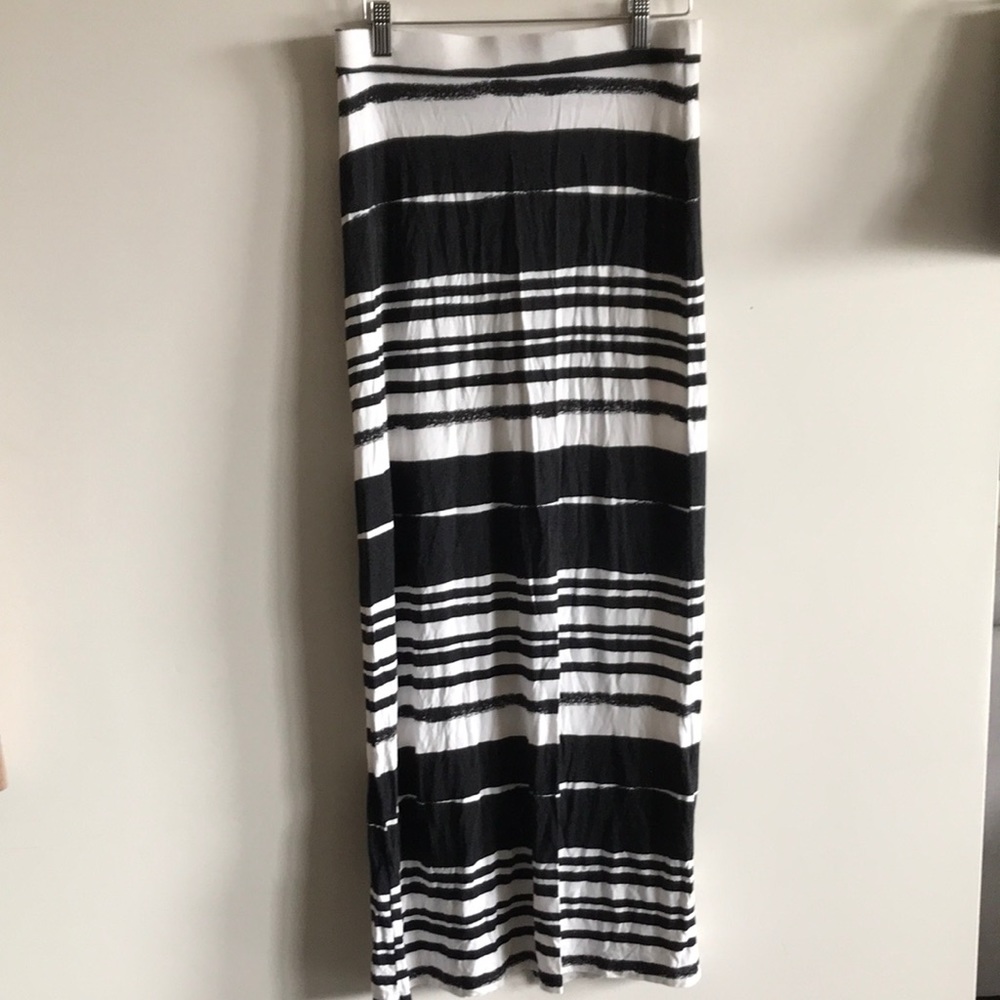 Jessica Simpson | stripped maxi skirt